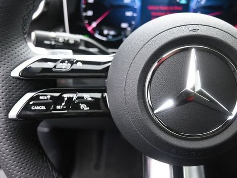 Used 2026 Mercedes-Benz GLC 300 image 15