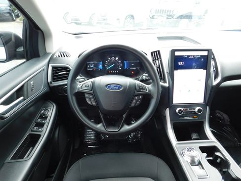 Used 2022 Ford Edge SE AWD/4WD image 13