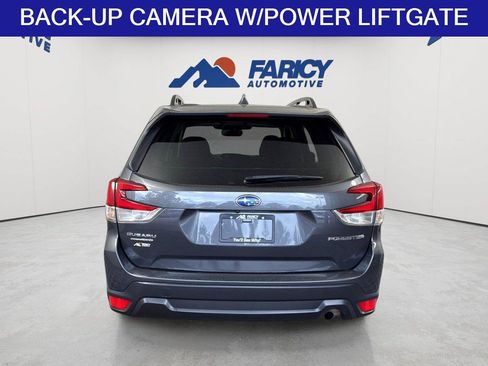 Used 2022 Subaru Forester Premium AWD/4WD image 6