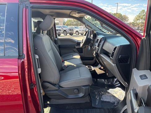 Used 2018 Ford F150 XLT image 23