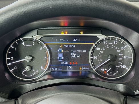 Used 2023 Nissan Altima 2.5 SV image 12