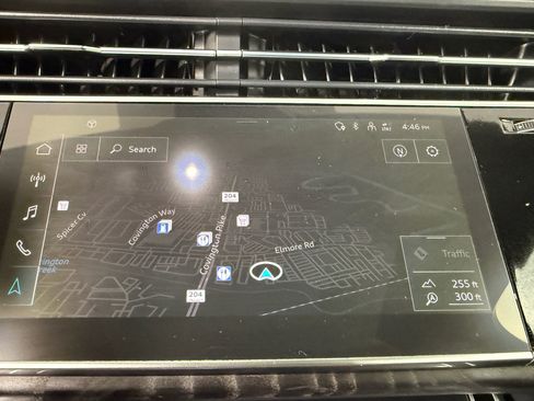 Used 2022 Audi Q7 Premium Plus image 24