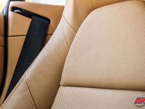 Used 2014 Porsche Cayman image 20