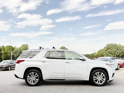 Used 2018 Chevrolet Traverse High Country AWD/4WD image 8