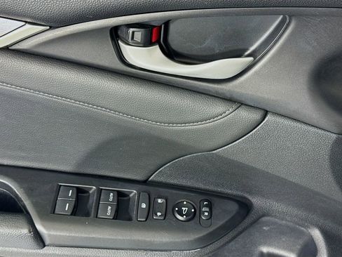 Used 2018 Honda Civic EX-L image 23