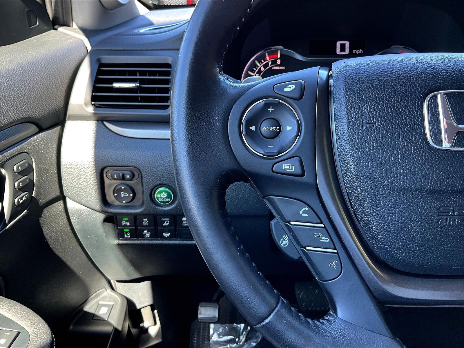 Used 2023 Honda Ridgeline RTL-E image 12