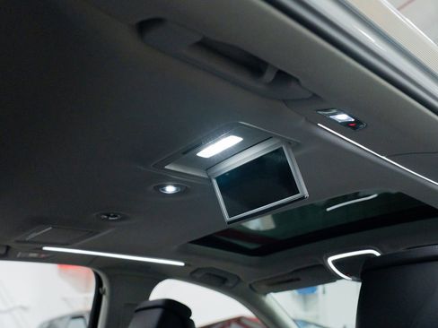 Used 2015 Audi A8 L TDI w/ Premium Package image 28