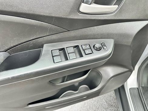 Used 2016 Honda CR-V LX image 16