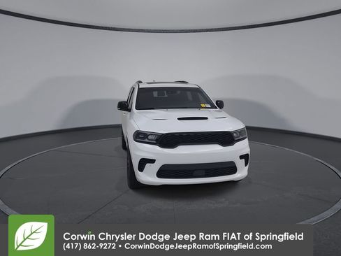 Used 2025 Dodge Durango GT image 4