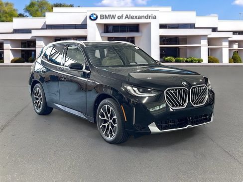 New 2026 BMW X3 xDrive30i w/ Premium Package AWD/4WD image 3