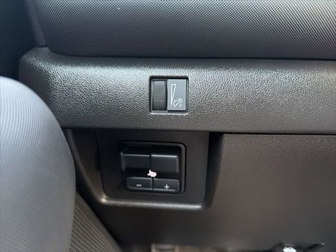 Certified 2024 Chevrolet Colorado Z71 w/ Z71 Convenience Package 2 image 26