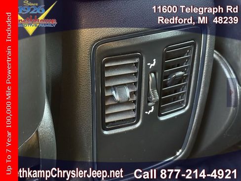 Certified 2021 Jeep Grand Cherokee Laredo image 31