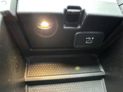 Used 2020 BMW M340i w/ Premium Package image 28