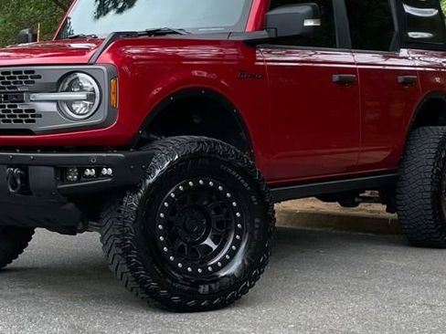 Used 2021 Ford Bronco Badlands AWD/4WD image 3