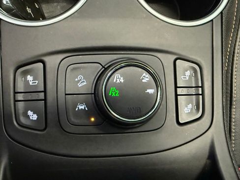 Used 2018 GMC Terrain SLT w/ Preferred Package image 32