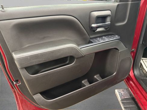 Used 2018 Chevrolet Silverado 1500 LT w/ All Star Edition image 23