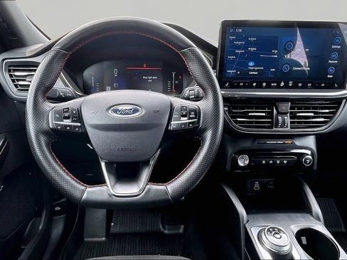 Certified 2024 Ford Escape ST-Line w/ Tech Pack #1 AWD/4WD image 5