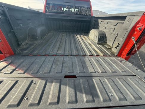 Used 2021 GMC Sierra 1500 AT4 w/ AT4 Premium Package image 14