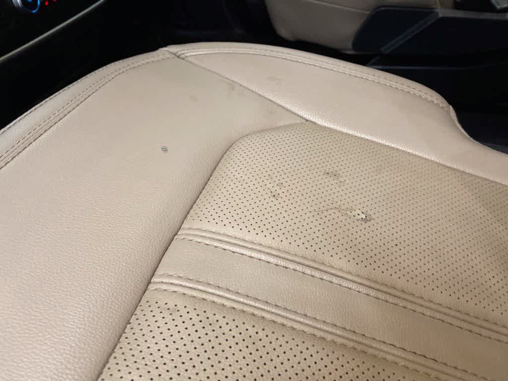 Used 2024 Ford Expedition Limited AWD/4WD image 35