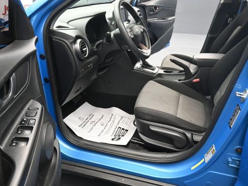 Used 2019 Hyundai Kona SE AWD/4WD image 17