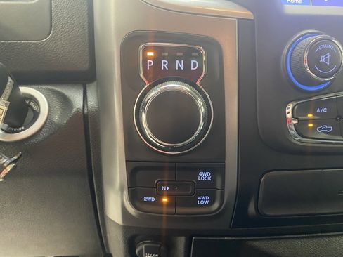 Used 2022 RAM 1500 Classic SLT w/ Electronics Group image 27