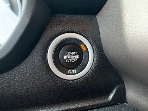 Used 2019 RAM 1500 Big Horn AWD/4WD image 23