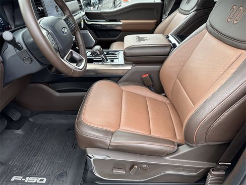 Used 2025 Ford F150 King Ranch w/ FX4 Off-Road Package image 9