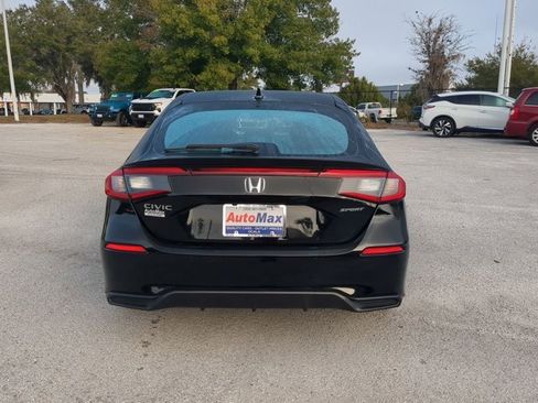 Used 2025 Honda Civic Sport image 5