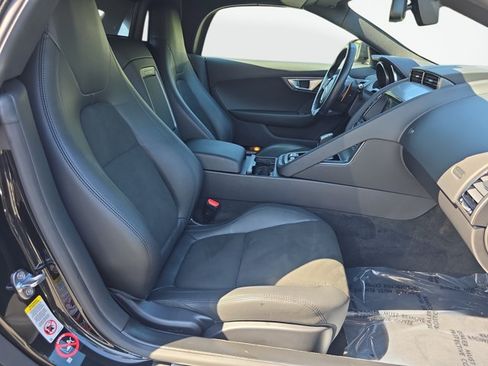 Used 2016 Jaguar F-TYPE S AWD/4WD image 10