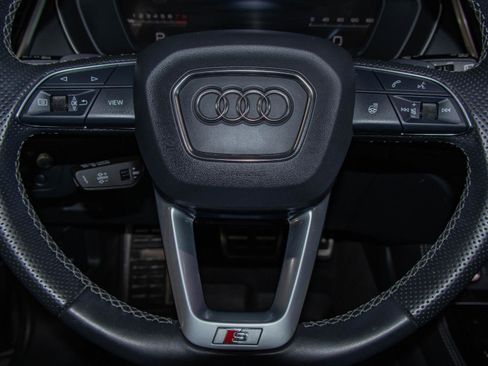 Used 2023 Audi SQ5 Prestige w/ Prestige Package image 12