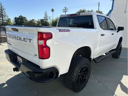 Used 2020 Chevrolet Silverado 1500 LT Trail Boss AWD/4WD image 9