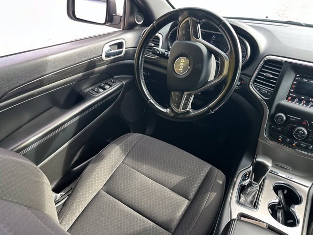 Used 2021 Jeep Grand Cherokee Laredo AWD/4WD image 21