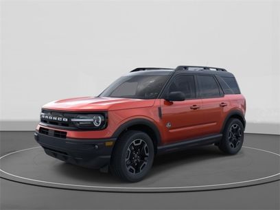 New 2024 Ford Bronco Sport Outer Banks w/ Tech Package