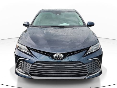 Used 2021 Toyota Camry LE FWD image 2