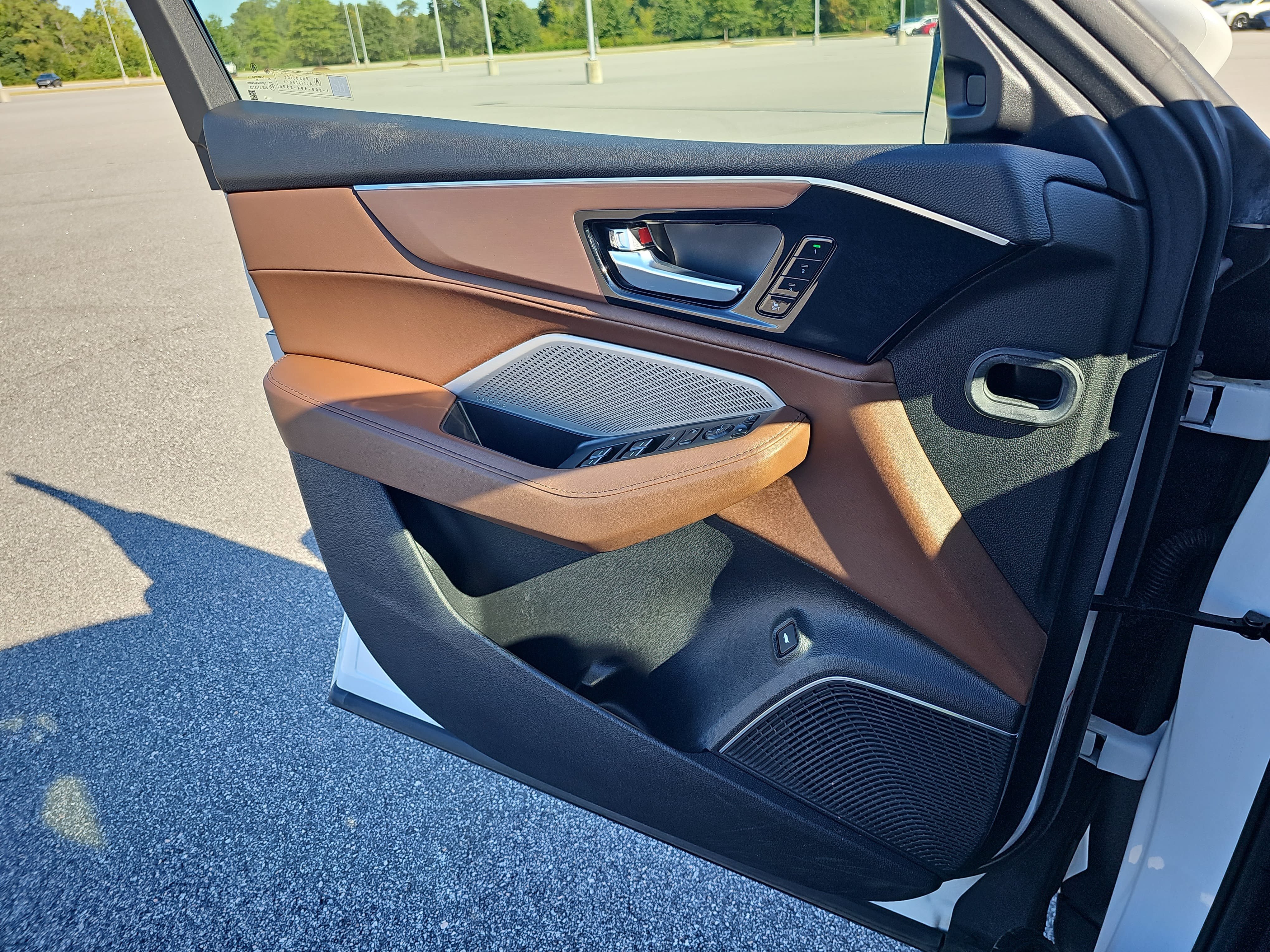 Certified 2023 Acura MDX w/ Technology Package FWD image 27