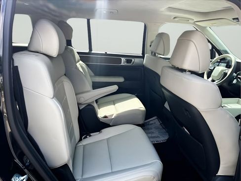 Used 2025 Hyundai Santa Fe Calligraphy image 23