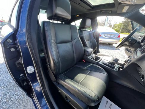 Used 2015 Dodge Charger R/T w/ Plus Group RWD image 15