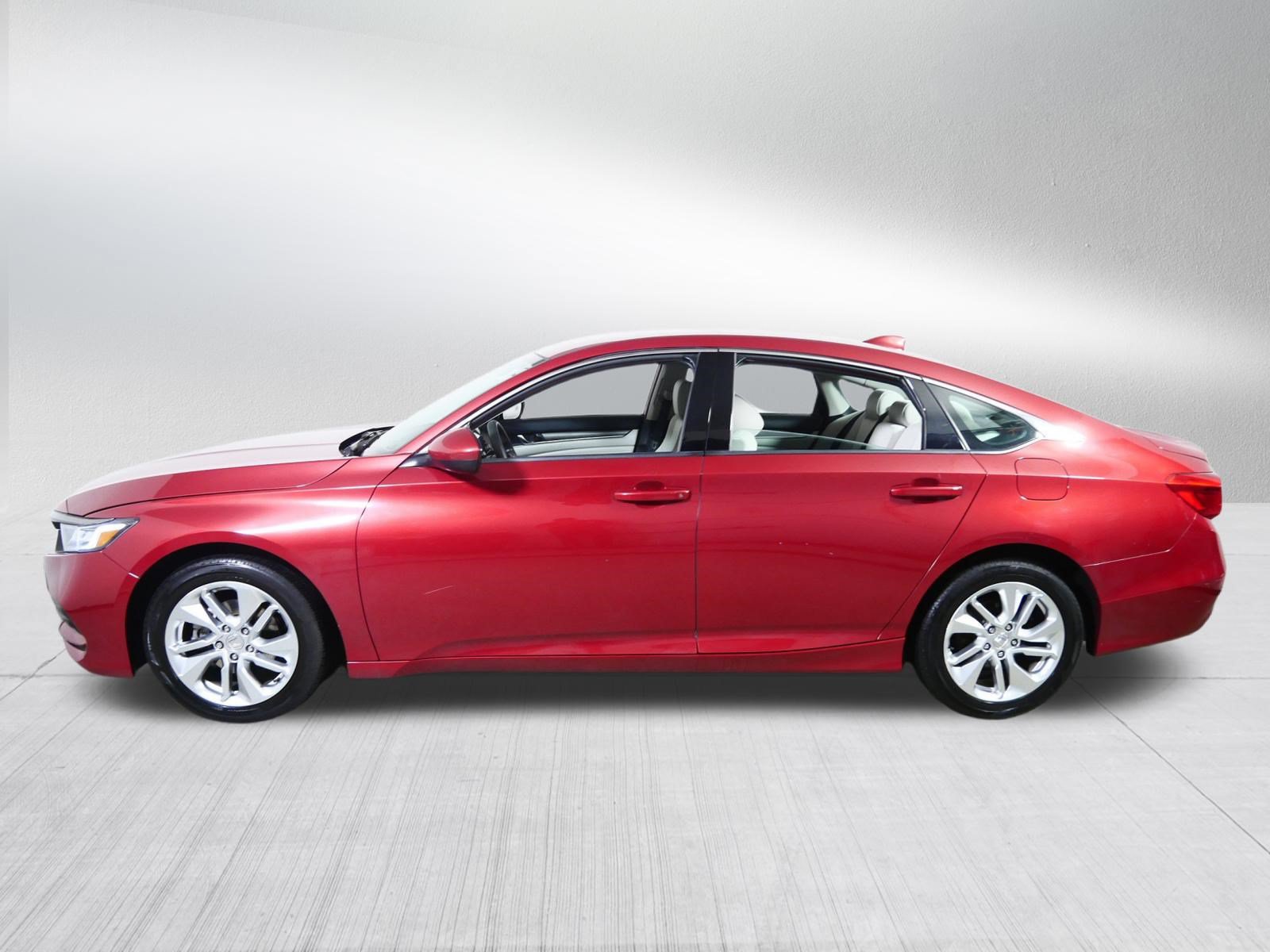 Used 2018 Honda Accord LX image 4