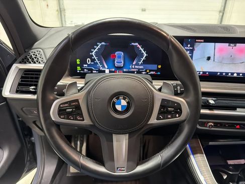 Used 2024 BMW X5 xDrive40i w/ M Sport Package AWD/4WD image 25