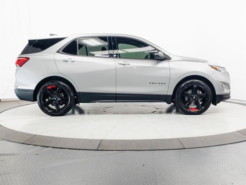 Used 2019 Chevrolet Equinox LT FWD image 12