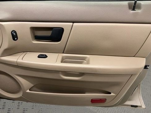 Used 2005 Mercury Sable GS image 22