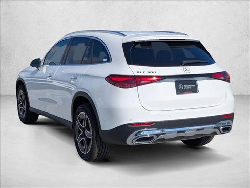 New 2026 Mercedes-Benz GLC 300 image 9
