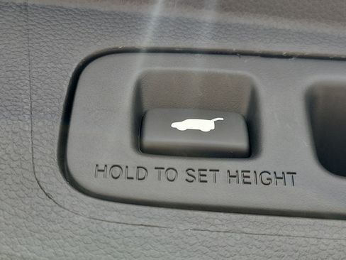 Used 2025 Honda CR-V Sport-L image 11