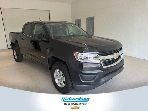 Used 2019 Chevrolet Colorado W/T w/ WT Convenience Package AWD/4WD image 1