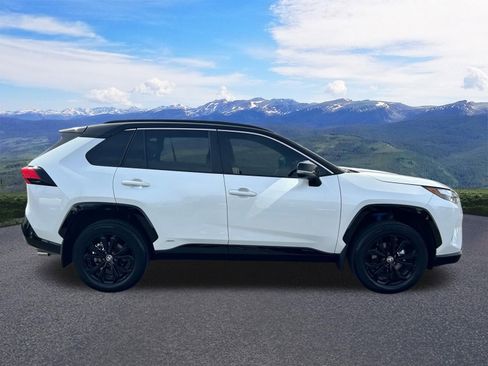 Used 2025 Toyota RAV4 XSE w/ Advanced Technology Package image 6