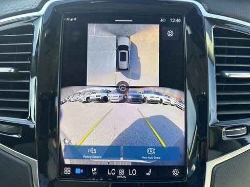 Used 2024 Volvo XC90 B6 Plus w/ Protection Package Premier image 24