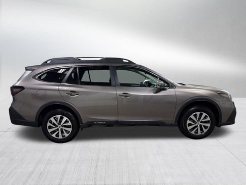 Used 2021 Subaru Outback Premium image 8