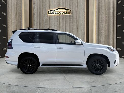 Used 2023 Lexus GX 460 Premium image 12