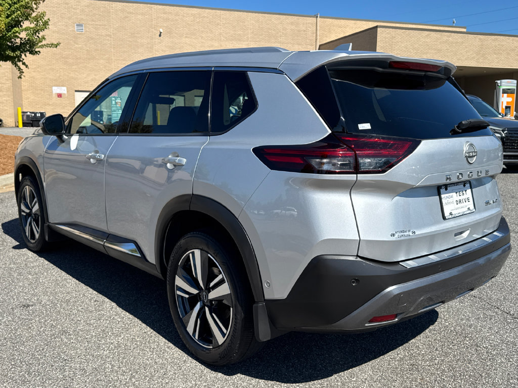 Used 2023 Nissan Rogue SL w/ SL Premium Package AWD/4WD image 33