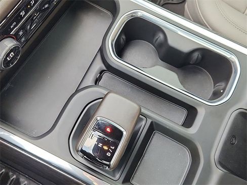 Used 2023 Chevrolet Silverado 1500 LTZ w/ LTZ Convenience Package II image 15